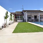 La Orquidea De Сasa de vacaciones
