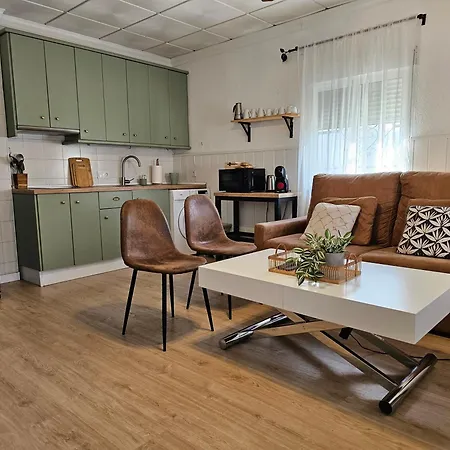 別荘 La Orquidea De *